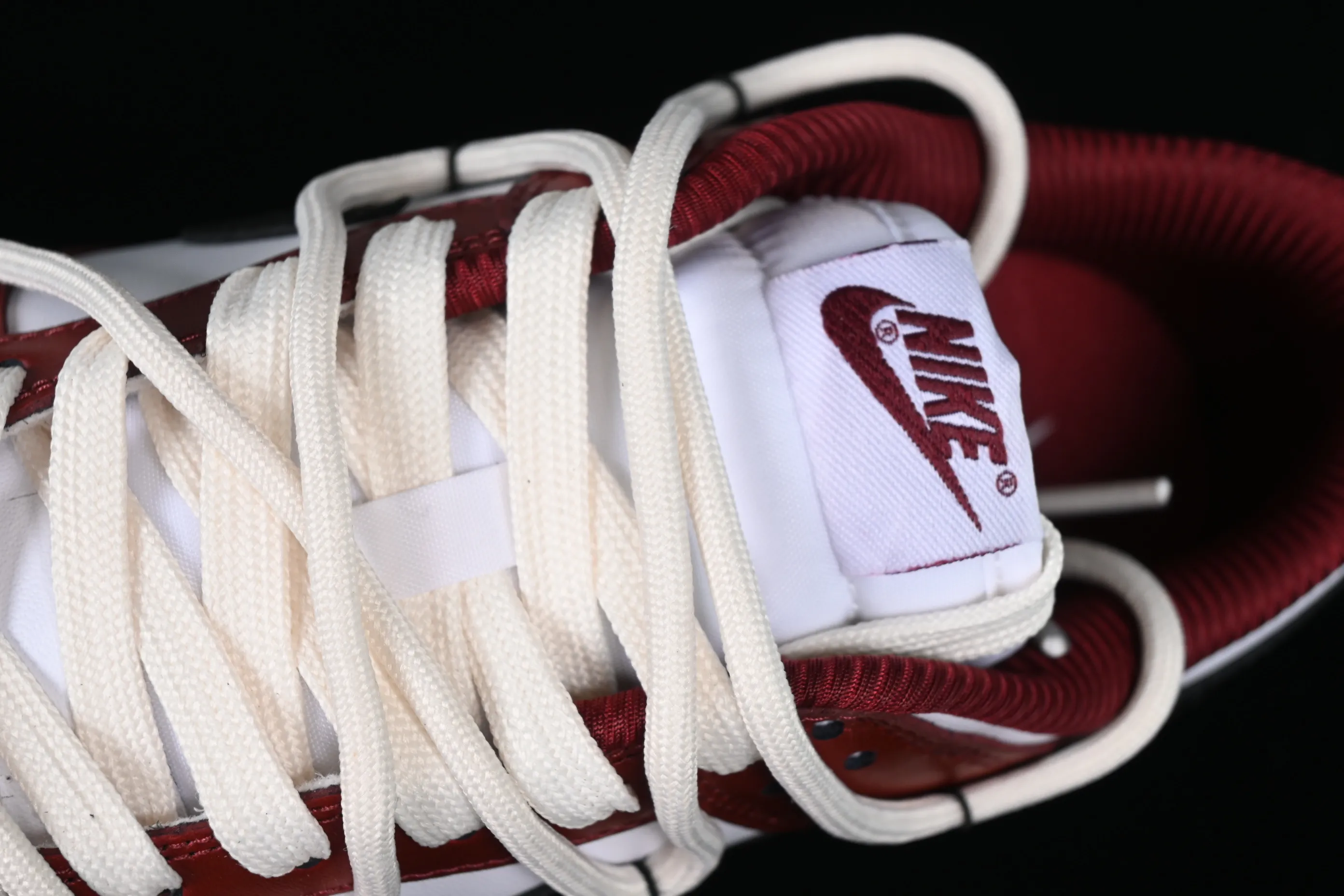 All Categories Nk SB Dunk Series Nk SB Dunk Low Low-top sneakers Nk Dunk Low PRM Red Wine Estate Old Retro Chicago Deconstruction SB Strap Low-top Casual Shoes FJ4555-100